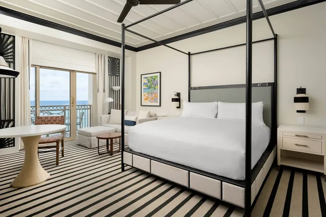 Room, King Bed, Ocean Front, Balcony، The Ritz Carlton Grand Cayman 2/10