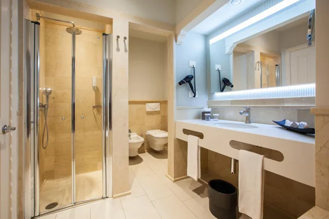 غرفة قياسية بسرير كينج بإطلالة، Lopesan Villa Del Conde 3/3