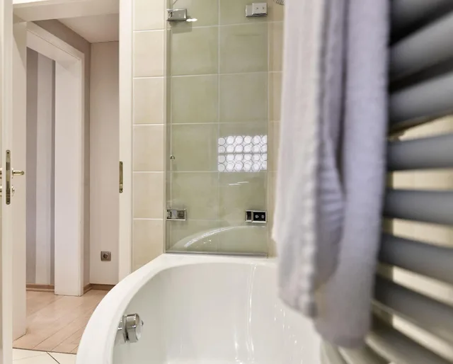 Superior, Double Bed, Romantik Hotel Markusturm 3/4