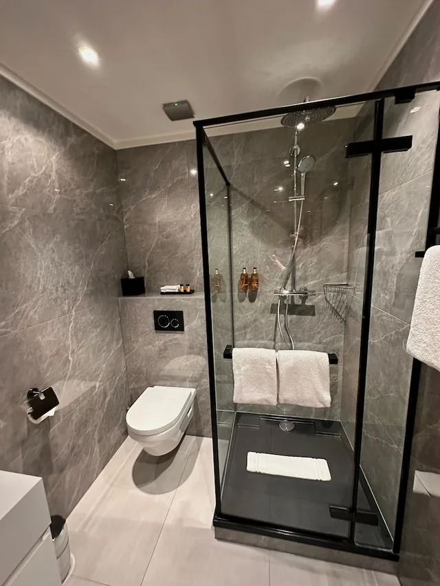 Semi Room, Basement, Double Bed، HAMPSHIRE BOUTIQUE HOTEL SEBASTIANS 2/3