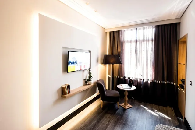 جناح جونيور بإطلالة على الفناء، Antigon Urban Chic Hotel by GHH 10/10