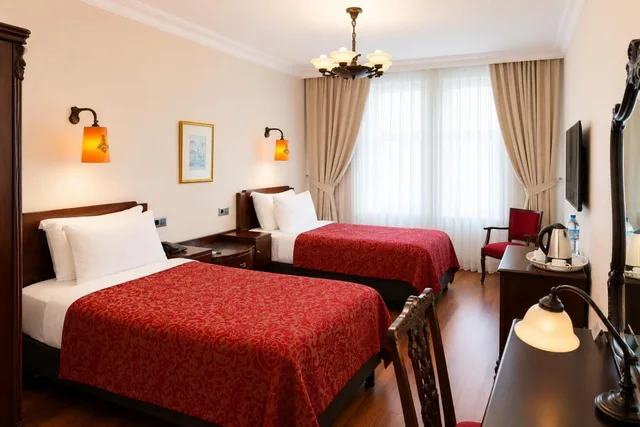غرفة تنفيذية ثلاثية، Hotel Sari Konak 4/10