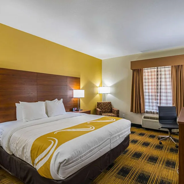 غرفة بسرير كينج لذوي الإعاقة، Quality Inn & Suites Lampasas 3/10