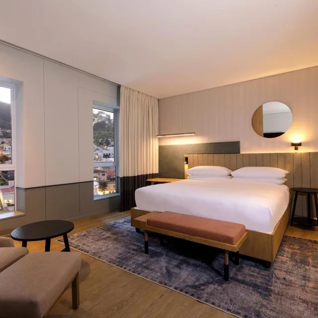 Regency, Suite, King Bed، Hyatt Regency Cape Town 1/3