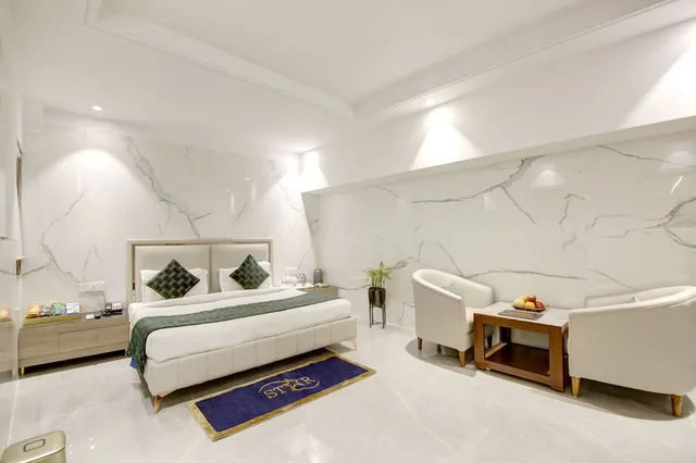 Super, Deluxe, Double Bed، Oyo 12982 Hotel Oris International 5/10