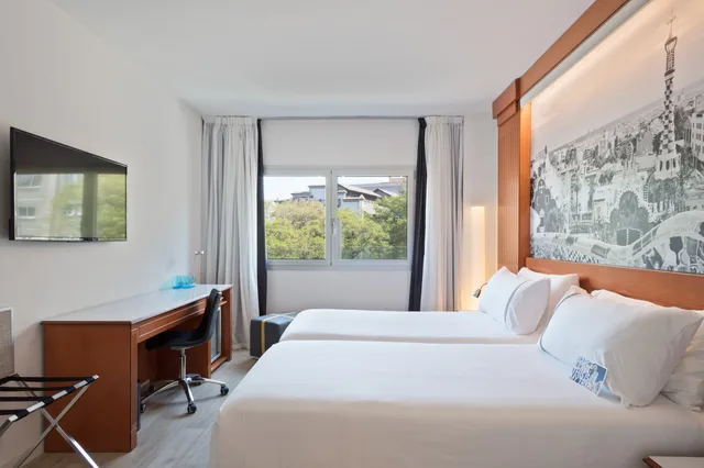 غرفة قياسية رباعية، Innside by Melia Barcelona Apolo 1/9