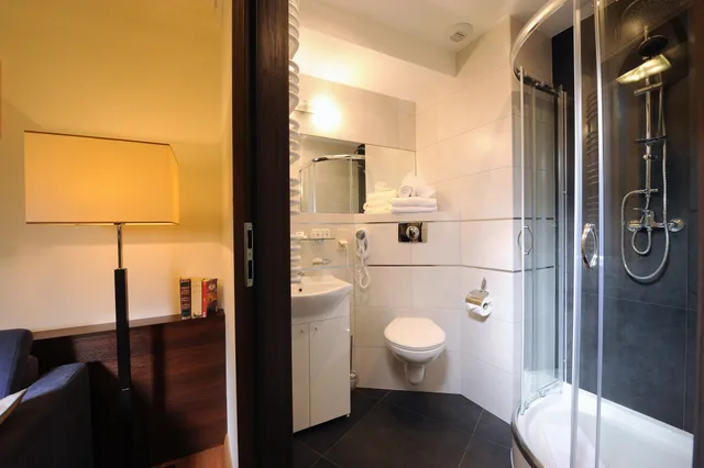غرفة مزدوجة، Armon Residence 3/3