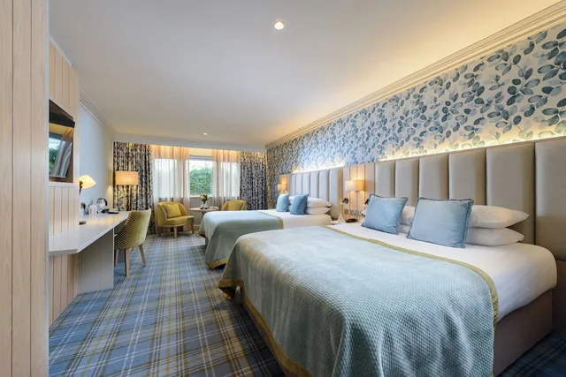 غرفة بسرير مزدوج وسرير فردي، Dingle Benners Hotel 3/5