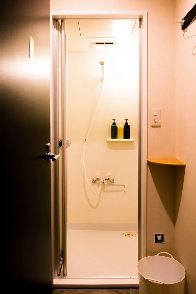 سكن مشترك مختلط، Nui. Hostel & Bar Lounge 6/7