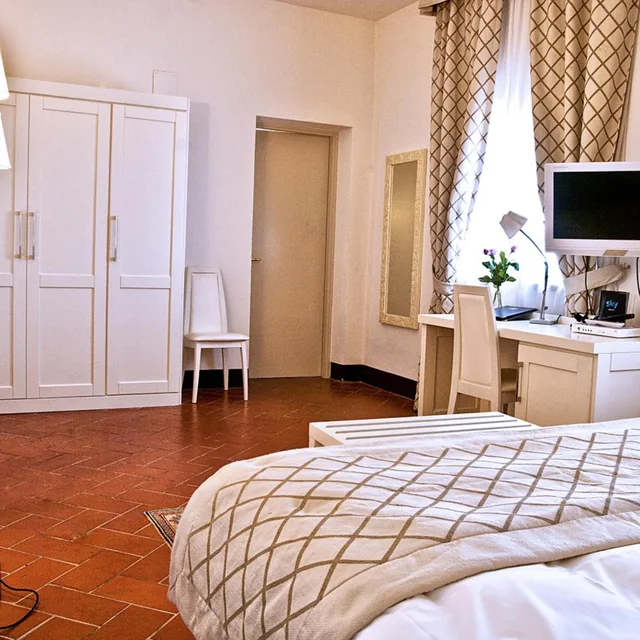 غرفة قياسية بسرير مزدوج بإطلالة، Hotel San Miniato 7/9