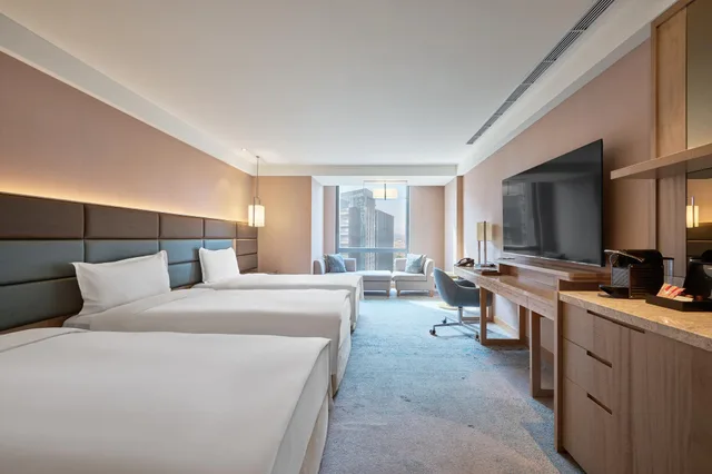 غرفة ديلوكس ثلاثية، Caesar Park Hotel Banqiao 1/3