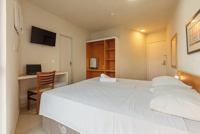 غرفة بسرير مزدوج وسريرين منفصلين، Rede Andrade Onda Mar Hotel 3/10