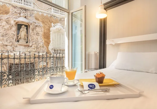 Room, Single, Queen Bed, Palace View، SH Ingles Boutique Hotel 9/10