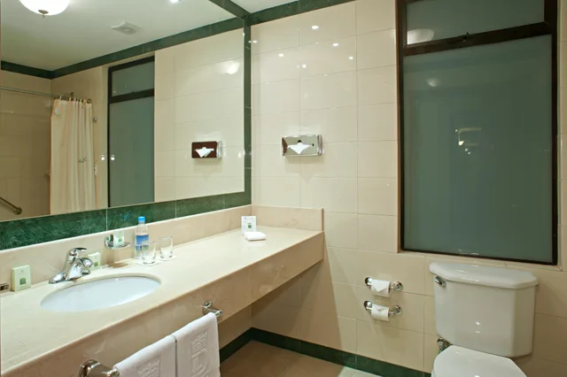 Standard, Twin Beds, Dann Carlton Quito 3/4