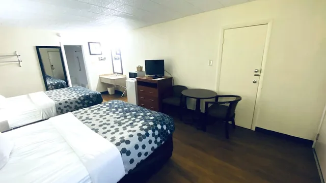 غرفة ديلوكس بسريرين كوين، Travelodge by Wyndham Shamokin Dam/Selinsgrove 2/4