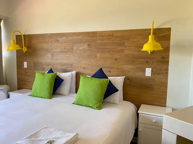 غرفة بسرير كينج، Plett Beachfront Accommodation 3/4