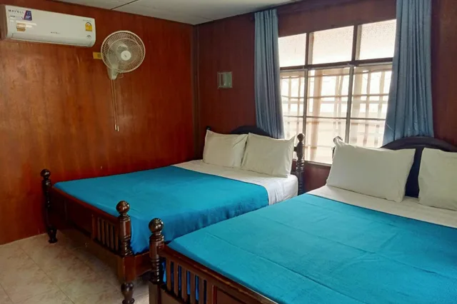 بنغل عائلي، Palm Point Village 1/1