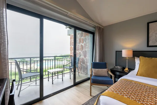 King Bed, Forest View، Mantis Akagera Game Lodge 3/3