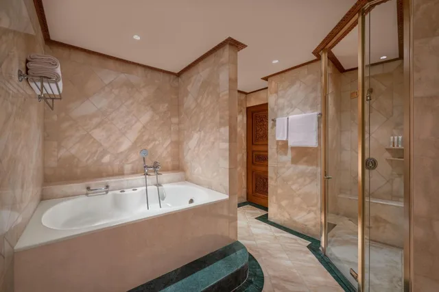 2 Bedrooms, Penthouse Suite, Club Lounge Access، LE MERIDIEN JAKARTA 3/3