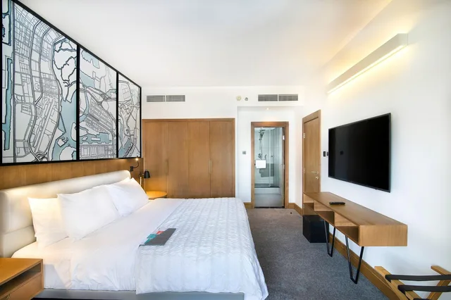 Deluxe, Twin Beds, Resort View، Le Meridien Abu Dhabi 4/9