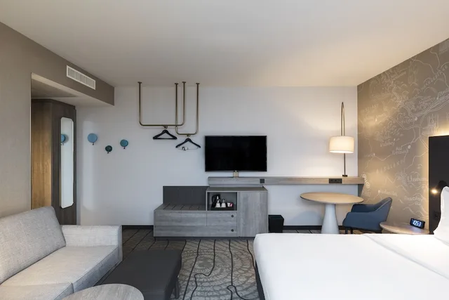 غرفة بسريرين منفصلين، Hyatt Place Frankfurt Airport 3/8