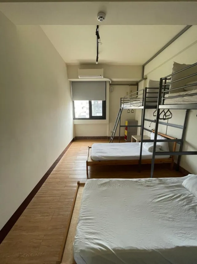 Male Dorm, Chiayi Petite Hostel 1/2