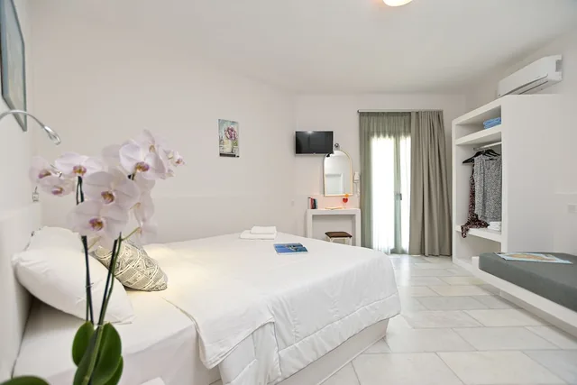 غرفة سوبيريور بسرير كوين وسرير فردي، Golden Sand Naxos 6/10