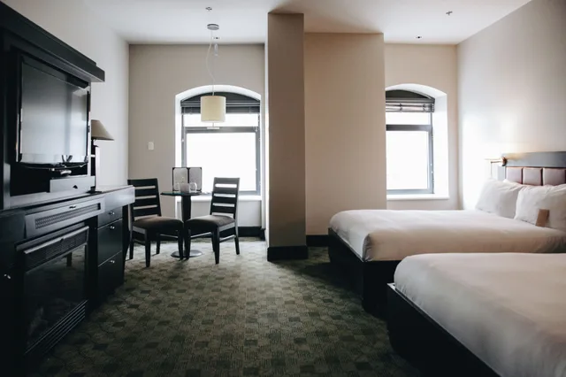 غرفة كلاسيكية بسريرين مزدوجين، Hotel Place D'armes 2/5