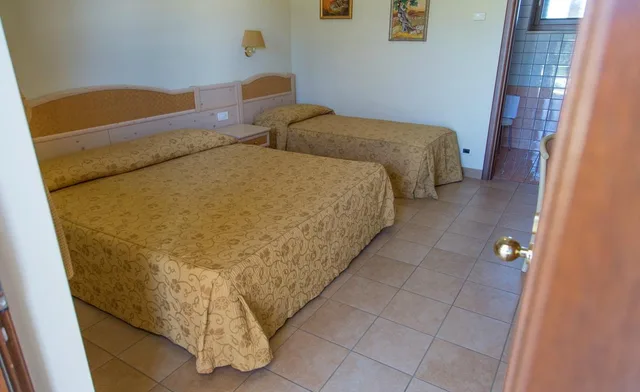 غرفة قياسية ثلاثية، Hotel Relais Antica Masseria 5/7