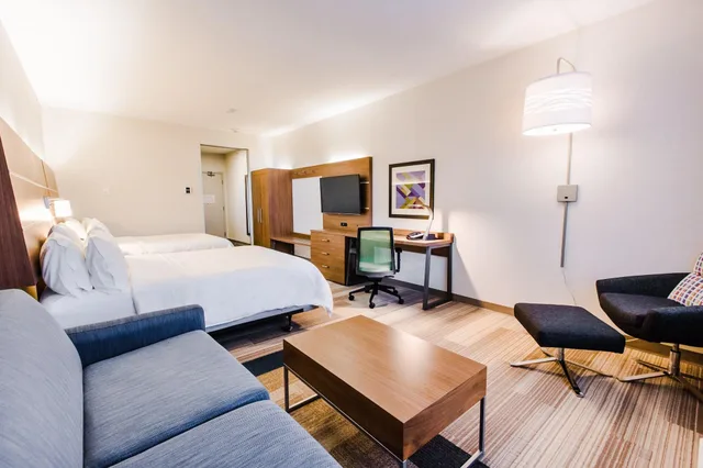 Suite, Multiple Beds, Accessible, HOLIDAY INN EXPRESS & SUITES WEST EDMONTON-MALL AREA 2/4