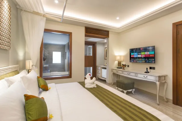 Honeymoon, Lagoon, Suite, King Bed، Sense Canggu Beach Hotel 5/5