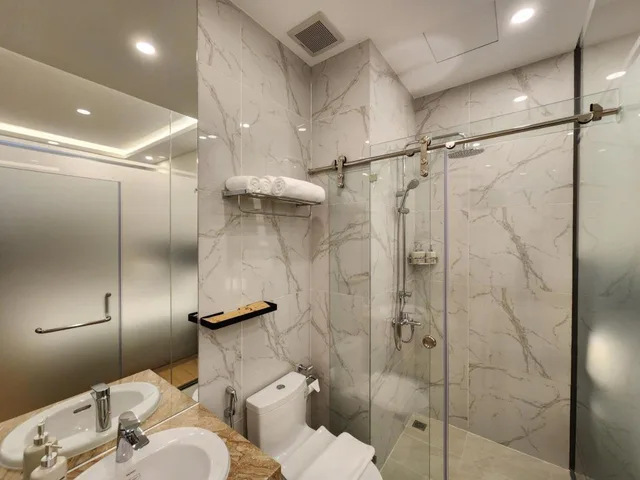 غرفة عائلية بسريرين كوين، Ruby Hotel Ben Thanh 5/6