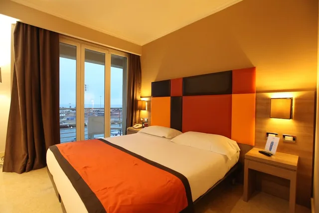 غرفة قياسية بسرير مزدوج، Hotel Tiber Fiumicino 3/10