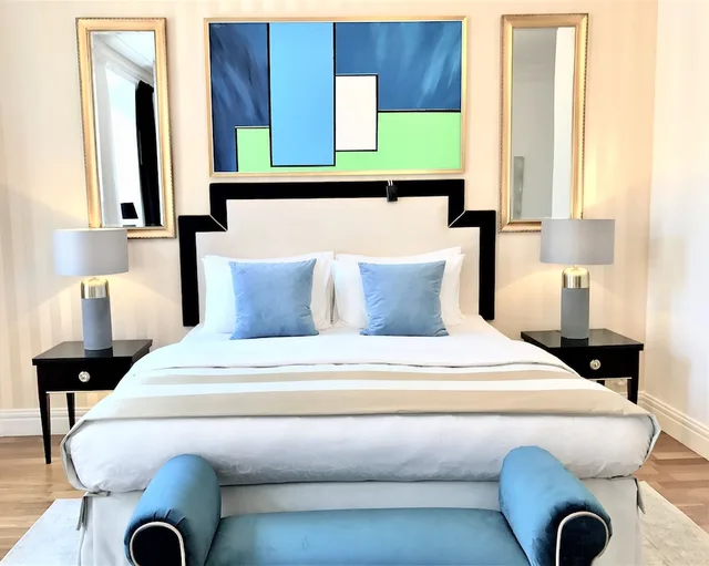 3 Bedrooms, Heritage, Suite, Twin Beds, King Bed, 2 Bathrooms, 2 Sofa، Luxury Apartments Mondrian Market Square 2/6