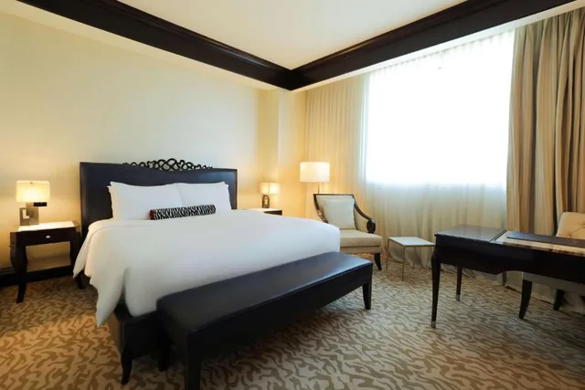 جناح جونيور تنفيذي بسرير كينج، فندق كمبينسكي العثمان الخبر(Kempinski Al Othman Hotel) 1/1