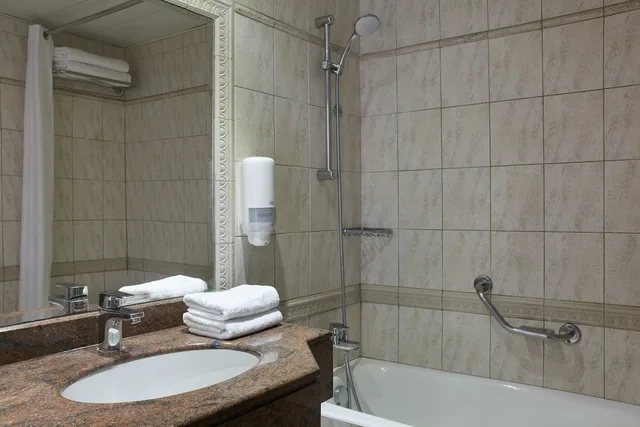 غرفة بسرير مزدوج أو سريرين منفصلين بإطلالة على البحر، Atlantica Princess 6/6