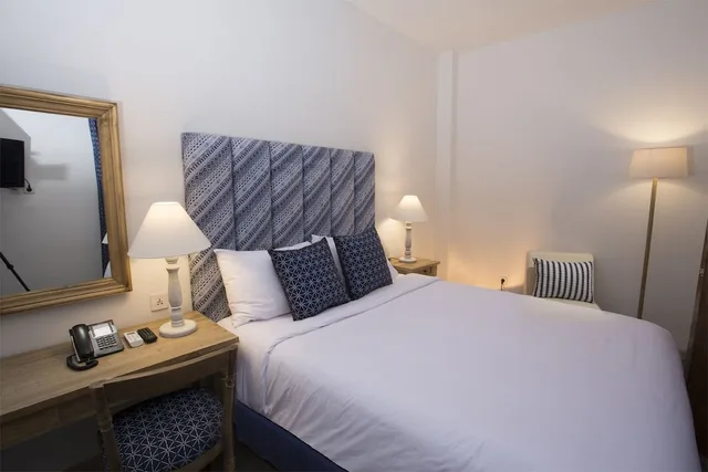 غرفة ديلوكس بسرير كوين في طابق مرتفع، Adhisthana Hotel 3/4