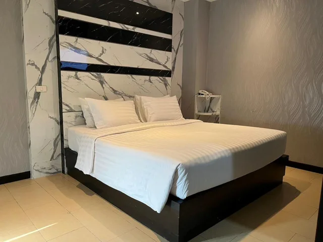 غرفة تنفيذية بسريرين كوين، Sky Dome Resotel 1/4