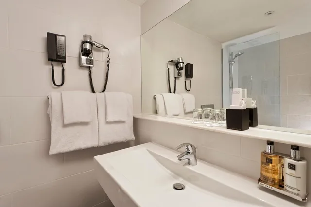 غرفة بسرير كينج، Wyndham Stuttgart Airport Messe 5/9