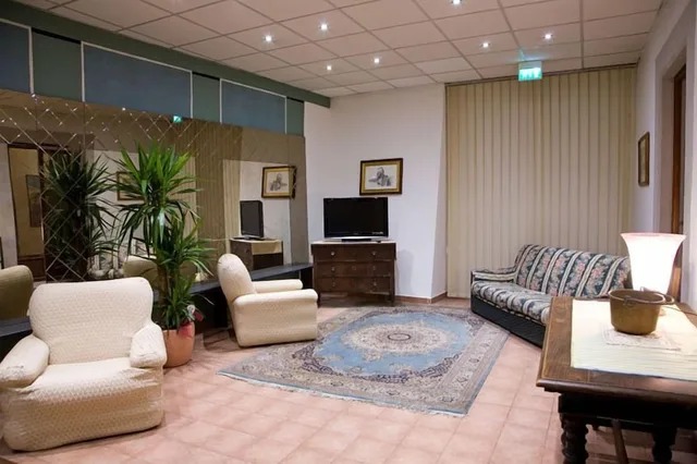 Borgo Antico Hotel، Arezzo 45/61