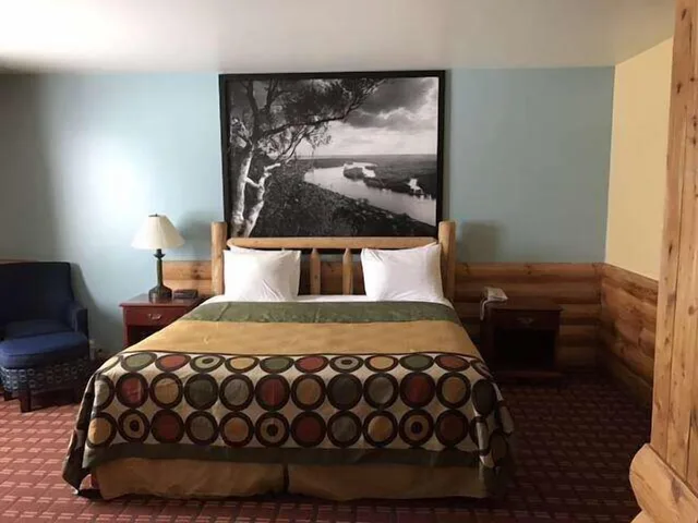 غرفة بسرير كوين، Super 8 by Wyndham Plover Stevens Point Area 1/1