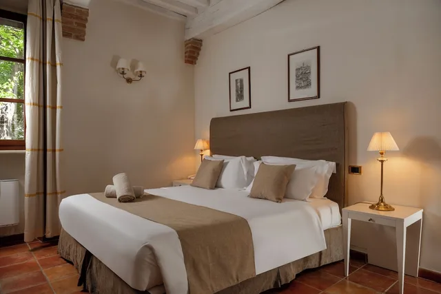 غرفة كلاسيكية بسرير كوين، Castello Di Leonina Relais 6/10