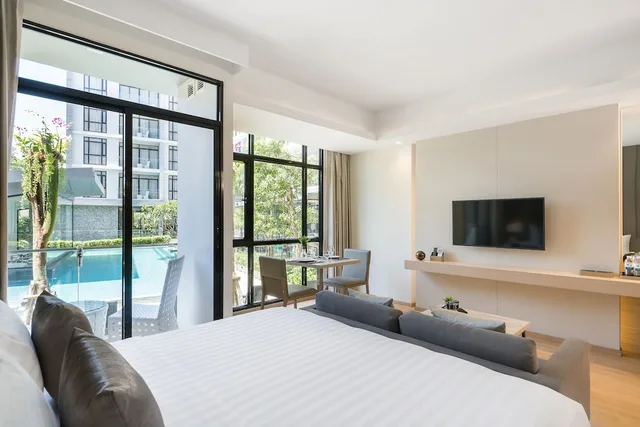 Deluxe, Double Bed, Pool View, Arden Hotel And Residence 2/10