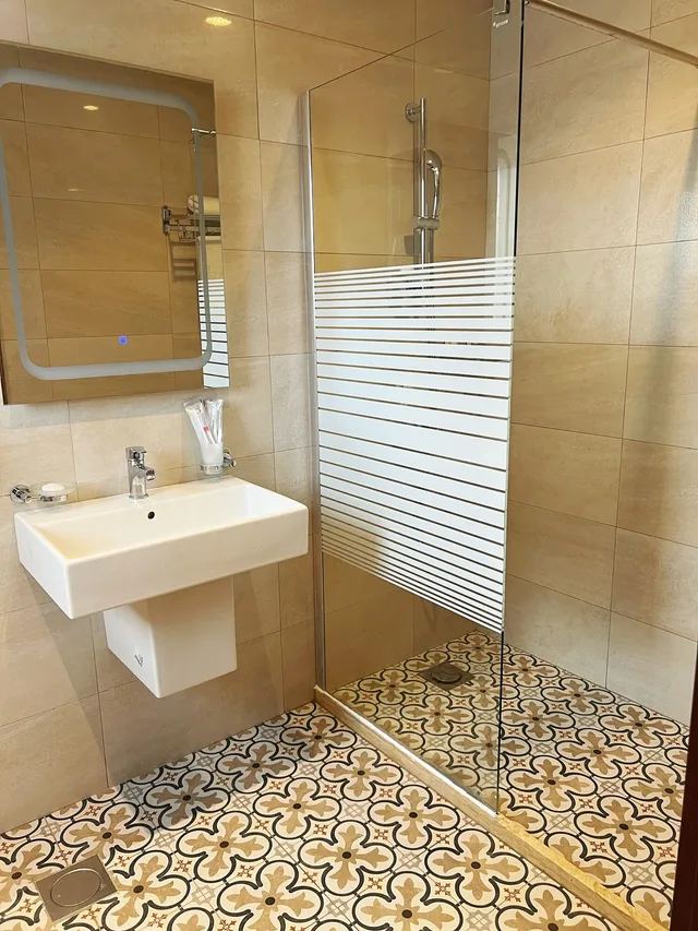 غرفة تنفيذية بسريرين منفصلين، 7th Star Hotel Suites 5/6