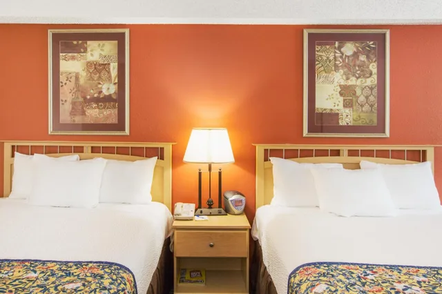 غرفة بسريرين كوين، Holiday Inn Express & Suites GALESBURG 2/3