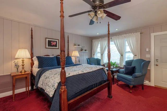 Maple, Sugar, Queen Bed، Deerhill Inn 3/3