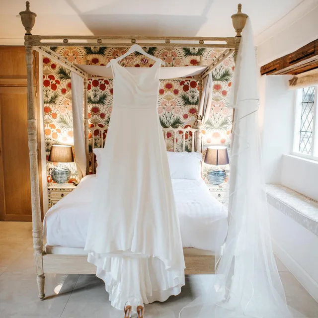 جناح، Weston Manor 4/9