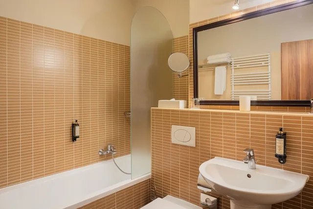جناح تنفيذي بسريرين كينج بغرفتي نوم، Escala Hotel & Suites Budapest 7/9