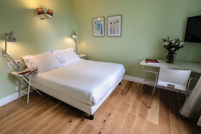 Classic, Double Bed, Hotel Brueghel 7/10