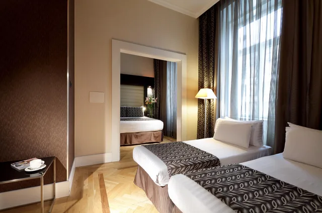 غرفة عائلية بسرير كوين مع أريكة، EUROSTARS THALIA 2/2